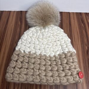 Womens Mischa Lampert 100% Wool Biege‎ & White Chunky Handknit Cap Pom Pom Top